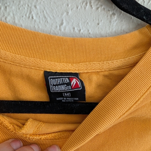 Outfitter Trading Co Colorado Swearshir - Picture 3 of 5